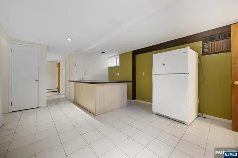 1026 Jassamine Way Fort Lee NJ 07024
