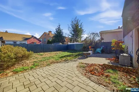 1026 Jassamine Way Fort Lee NJ 07024