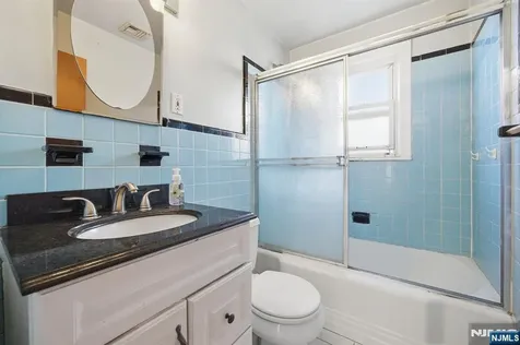 1026 Jassamine Way Fort Lee NJ 07024
