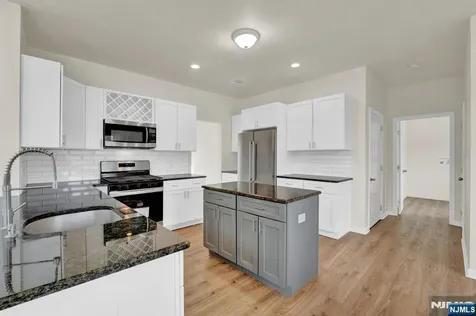 5 Anthony Court Hardyston NJ 07419