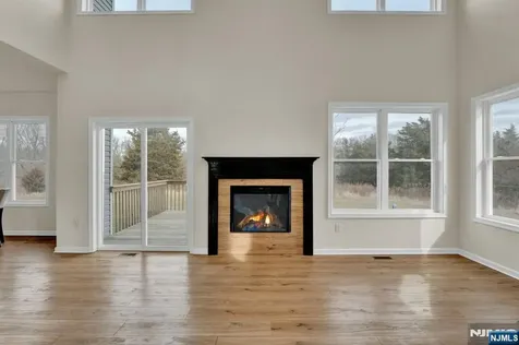 5 Anthony Court Hardyston NJ 07419