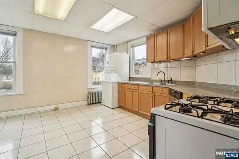 44 Elm Street Montclair NJ 07042