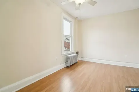 44 Elm Street Montclair NJ 07042