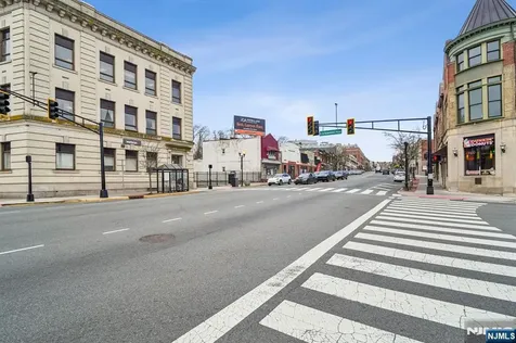 44 Elm Street Montclair NJ 07042