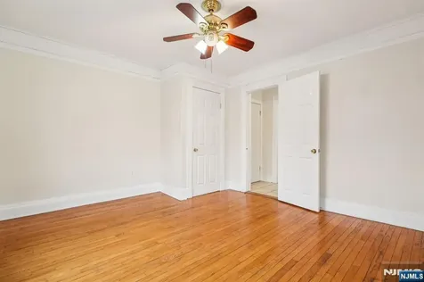 44 Elm Street Montclair NJ 07042
