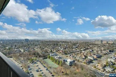 6 Horizon Road Fort Lee NJ 07024