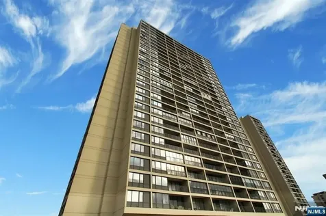 6 Horizon Road Fort Lee NJ 07024