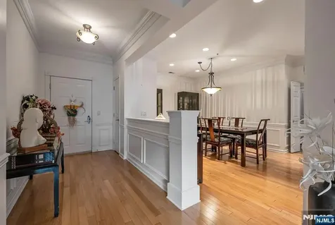 4203 Warrens Way Wanaque NJ 07465