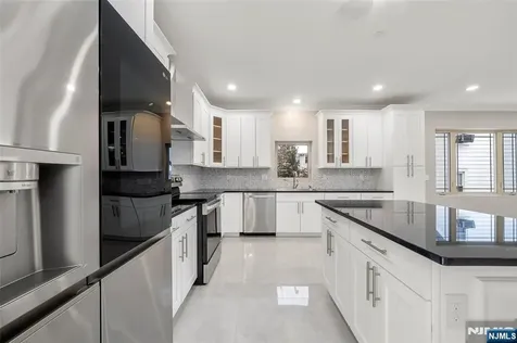 25 Winant Avenue Ridgefield Park NJ 07660