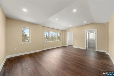 25 Winant Avenue Ridgefield Park NJ 07660