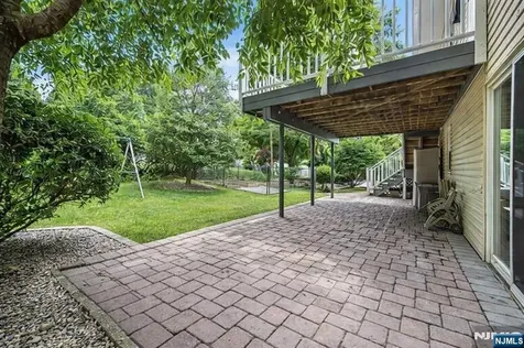 2 Columbine Court Montvale NJ 07645
