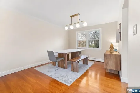 2 Columbine Court Montvale NJ 07645