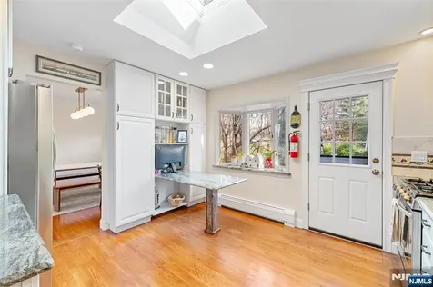2 Columbine Court Montvale NJ 07645