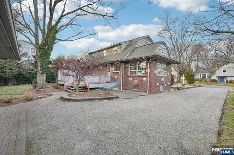170 Hickory Avenue Tenafly NJ 07670