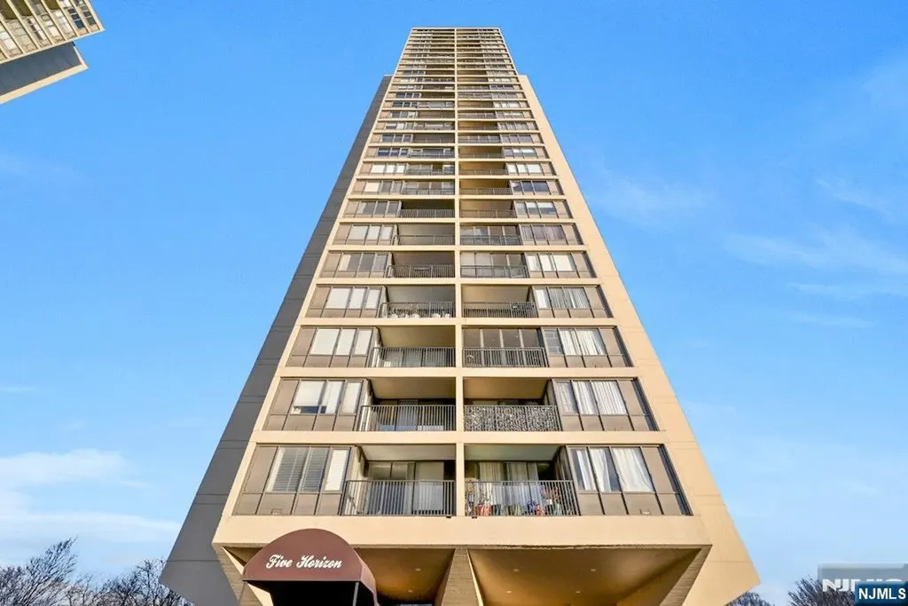 5 Horizon Road Fort Lee NJ 07024