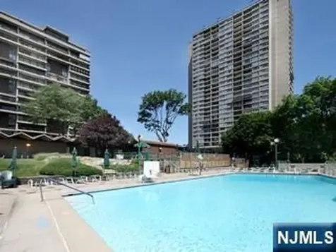 5 Horizon Road Fort Lee NJ 07024
