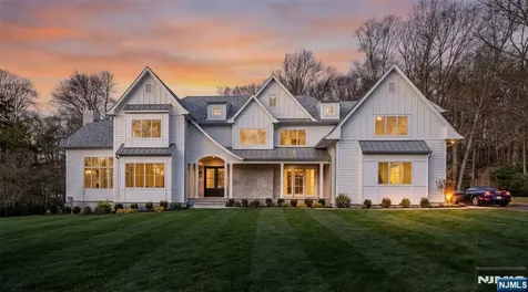 121 Jacquelin Avenue Ho-Ho-Kus NJ 07423