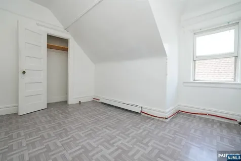 26-28 Treacy Avenue Newark NJ 07108
