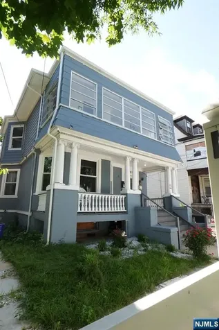 26-28 Treacy Avenue Newark NJ 07108
