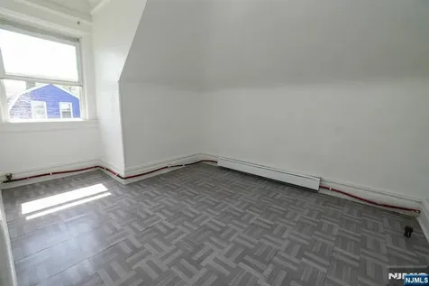 26-28 Treacy Avenue Newark NJ 07108