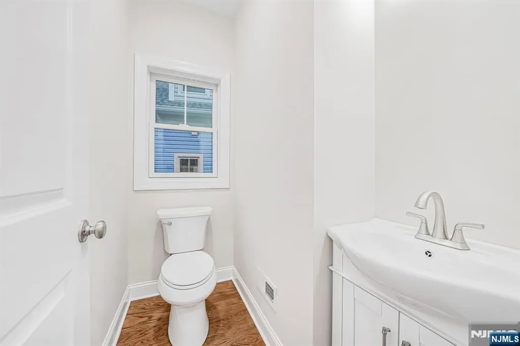 18 Birdie Lane Boonton Town NJ 07005