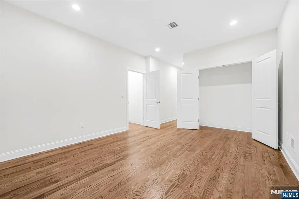 18 Birdie Lane Boonton Town NJ 07005