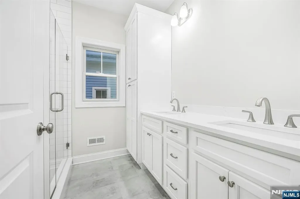 18 Birdie Lane Boonton Town NJ 07005