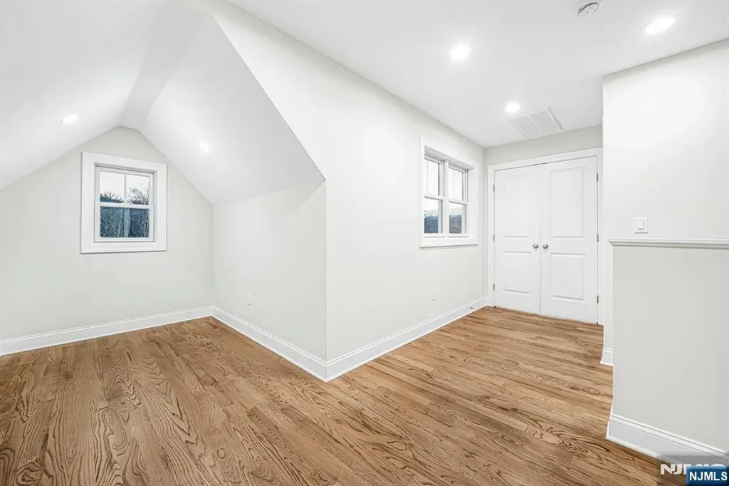 18 Birdie Lane Boonton Town NJ 07005