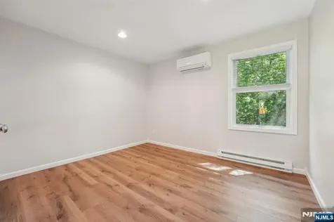 57 Riverlawn Drive Wayne NJ 07470