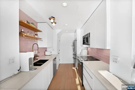 600 Harbor Boulevard Weehawken NJ 07086