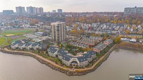 1225 River Road Edgewater NJ 07020