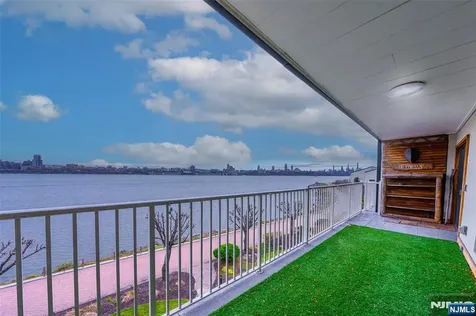 1225 River Road Edgewater NJ 07020