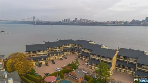 1225 River Road Edgewater NJ 07020