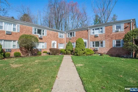 43 Conforti West Orange NJ 07052