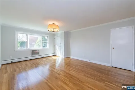 43 Conforti West Orange NJ 07052