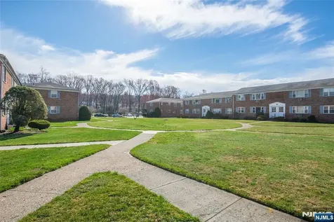43 Conforti West Orange NJ 07052
