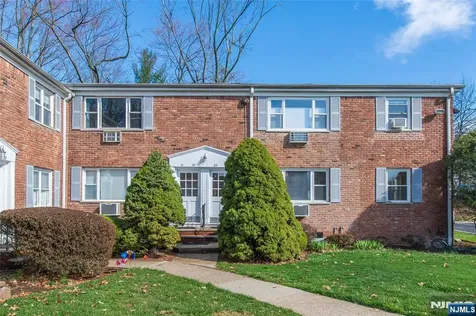 43 Conforti West Orange NJ 07052
