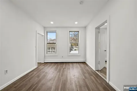 160 17th Avenue Paterson NJ 07504
