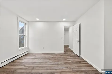 160 17th Avenue Paterson NJ 07504