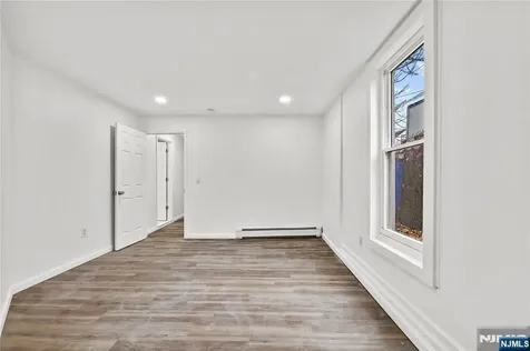 160 17th Avenue Paterson NJ 07504