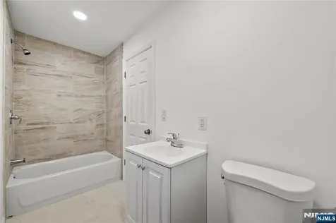 160 17th Avenue Paterson NJ 07504