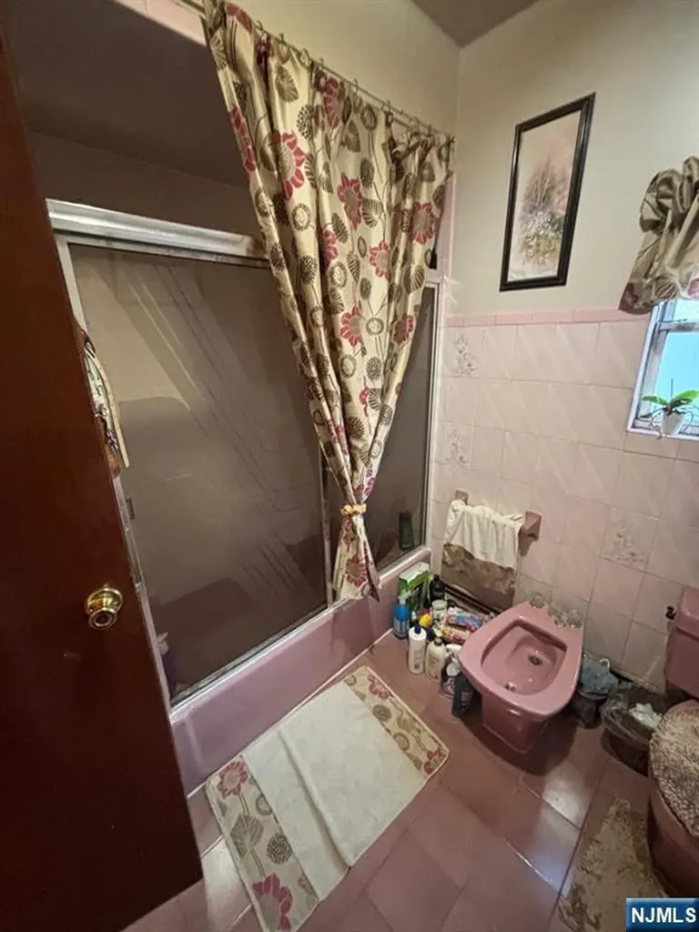 401 Cortlandt Street Belleville NJ 07109