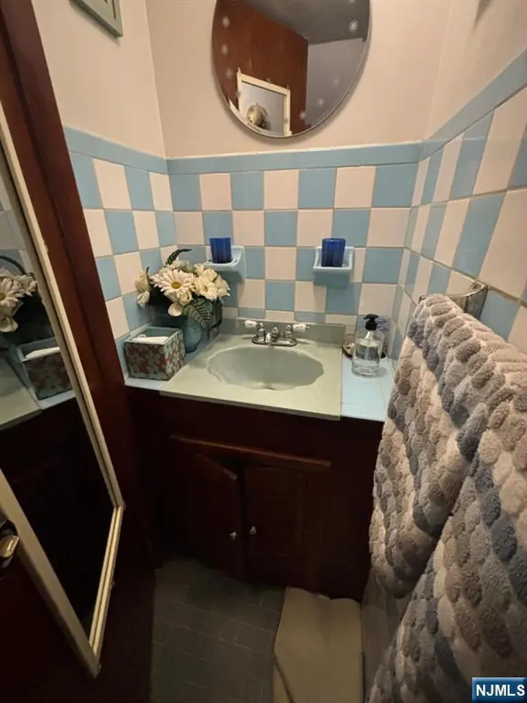 401 Cortlandt Street Belleville NJ 07109