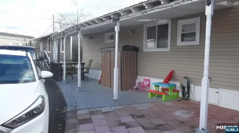 48 Helen Drive Moonachie NJ 07074