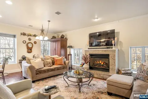 500 Blue Hill Terrace Franklin Lakes NJ 07417