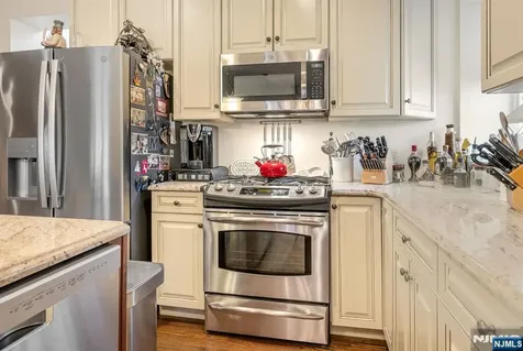 500 Blue Hill Terrace Franklin Lakes NJ 07417