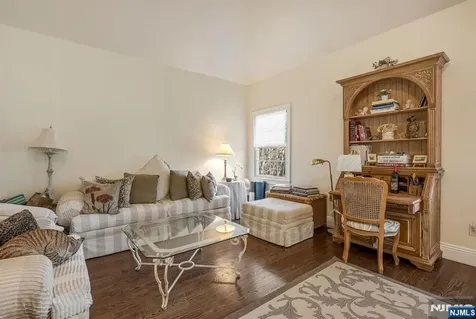 500 Blue Hill Terrace Franklin Lakes NJ 07417