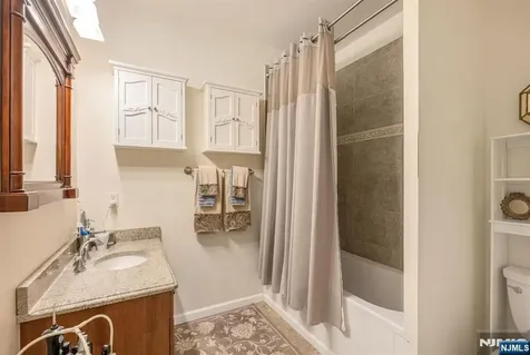 500 Blue Hill Terrace Franklin Lakes NJ 07417