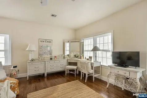 500 Blue Hill Terrace Franklin Lakes NJ 07417