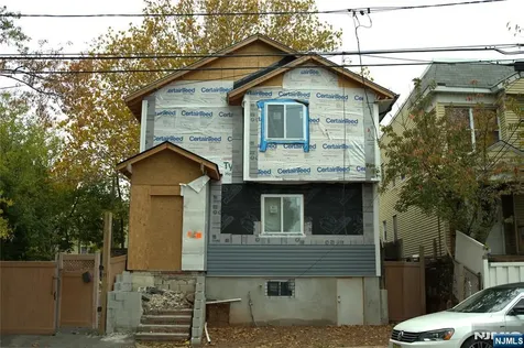 39 Wolcott Terrace Newark NJ 07112